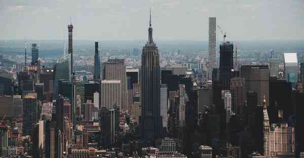 仪态万方的下一句是什么