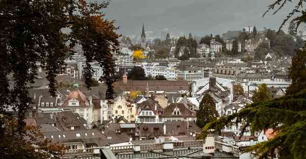 跑男成毅完整版_跑男成毅胡可