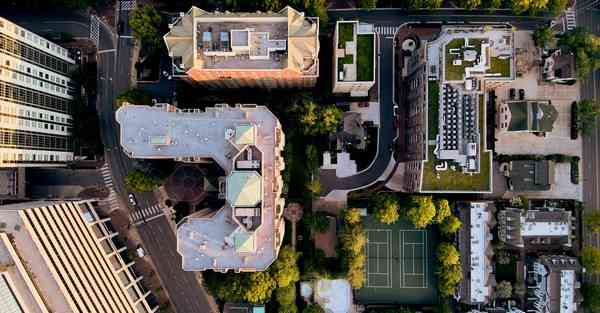 跑男成毅完整版_跑男成毅胡可